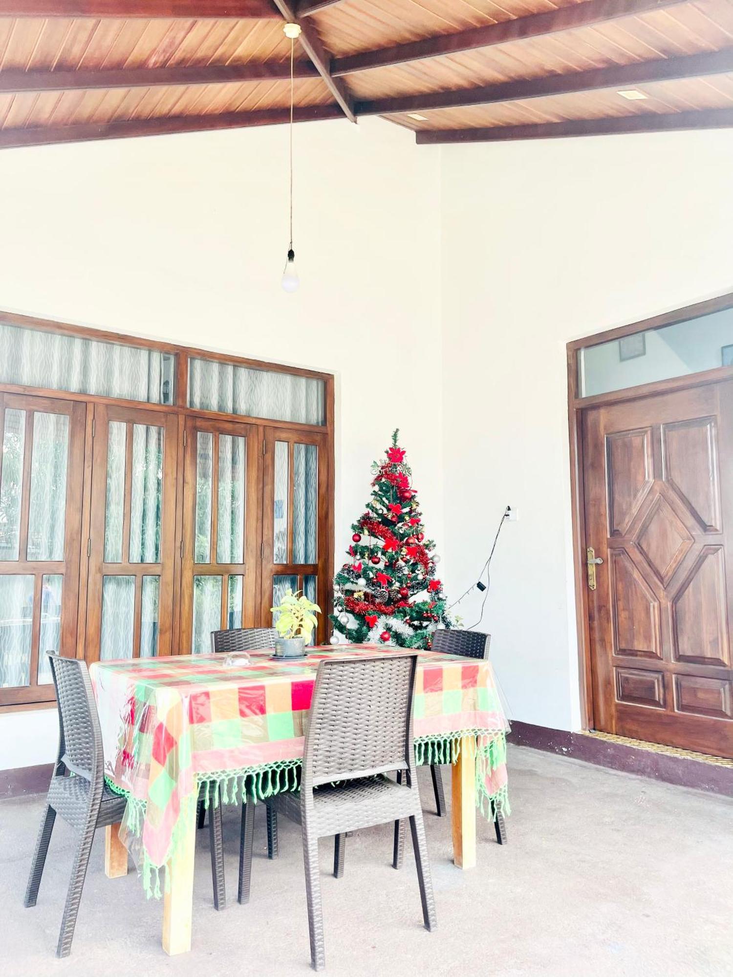 Sebastian Family Villa Negombo Exteriör bild