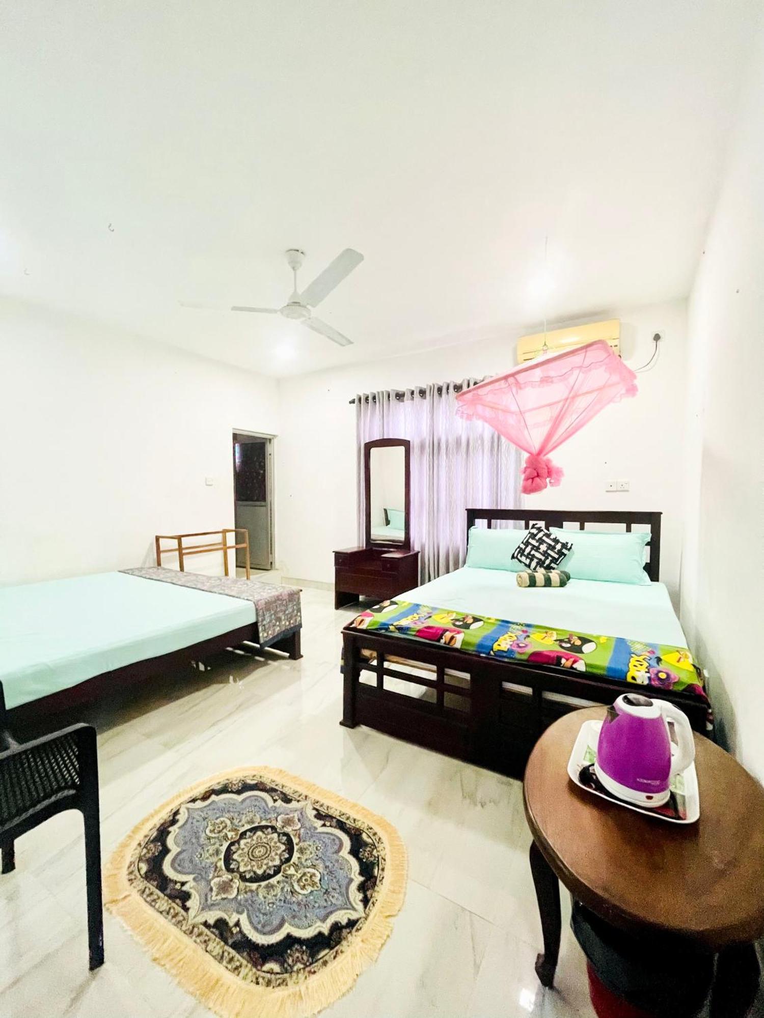Sebastian Family Villa Negombo Exteriör bild
